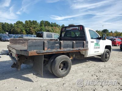 Trzecie zdjęcie samochodu z tyłu: 2016 CHEVROLET SILVERADO K3500 VIN:1GB3KYCG8GZ391715 - miniatura