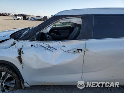 Zdjęcie 7 z 15 samochodu: 2023 TOYOTA HIGHLANDER L VIN:5TDKDRBH3PS045753 - miniatura