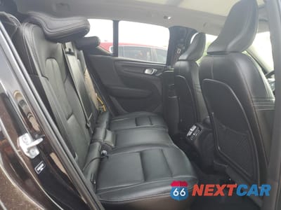 Zdjęcie 10 z 14 samochodu: 2021 VOLVO XC40 T5 INSCRIPTION VIN:YV4162UL4M2415123 - miniatura