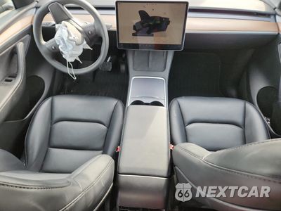 Zdjęcie 8 z 14 samochodu: 2023 TESLA MODEL Y VIN:7SAYGDEE9PF828055 - miniatura