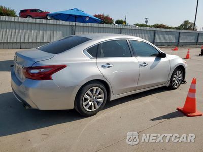 Trzecie zdjęcie samochodu z tyłu: 2018 NISSAN ALTIMA 2.5 VIN:1N4AL3AP4JC287034 - miniatura