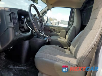 Zdjęcie 7 z 14 samochodu: 2023 CHEVROLET EXPRESS G2500 VIN:1GCWGAFP2P1170820 - miniatura