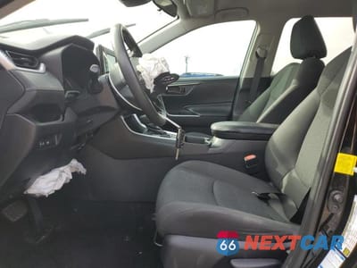 Zdjęcie 7 z 14 samochodu: 2019 TOYOTA RAV4 LE VIN:2T3F1RFV4KC011114 - miniatura
