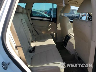 Zdjęcie 10 z 12 samochodu: 2014 VOLKSWAGEN TOUAREG V6 VIN:WVGEF9BP8ED013738 - miniatura