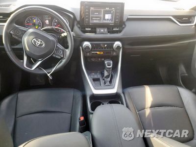Zdjęcie 8 z 13 samochodu: 2020 TOYOTA RAV4 XLE PREMIUM VIN:JTMC1RFV7LD059383 - miniatura