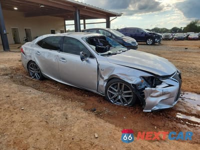 Czwarte zdjęcie samochodu z boku: 2016 LEXUS IS 200T VIN:JTHBA1D22G5035206 - miniatura