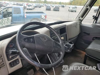 Piąte zdjęcie samochodu w środku: 2012 INTERNATIONAL 4300 BOX TRUCK VIN:3HAMMAAN4CL546244 - miniatura