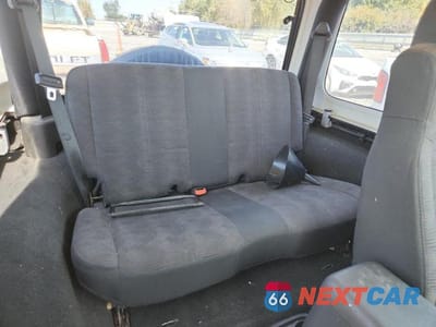 Zdjęcie 10 z 12 samochodu: 2004 JEEP WRANGLER / TJ SPORT VIN:1J4FA49S14P757130 - miniatura