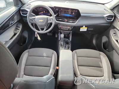 Zdjęcie 8 z 14 samochodu: 2025 CHEVROLET TRAILBLAZER LT VIN:KL79MRSLXSB199909 - miniatura