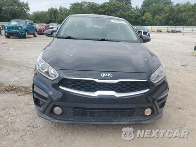 Piąte zdjęcie samochodu w środku: 2019 KIA FORTE FE VIN:3KPF24AD3KE127400 - miniatura