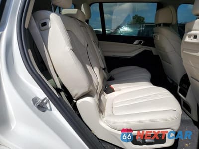 Zdjęcie 11 z 13 samochodu: 2020 BMW X7 XDRIVE40I VIN:5UXCW2C08L9C82182 - miniatura