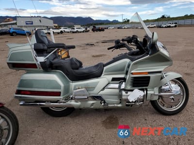 1999 HONDA GL1500 SE12 1HFSC2235XA104058 - główne zdjęcie licytacji z USA - miniatura
