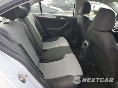 Zdjęcie 10 z 13 samochodu: 2017 VOLKSWAGEN JETTA S VIN:3VW2B7AJ3HM295054 - miniatura