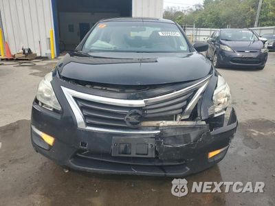 Piąte zdjęcie samochodu w środku: 2015 NISSAN ALTIMA 2.5 VIN:1N4AL3AP5FN891798 - miniatura