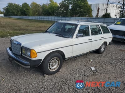 1983 MERCEDES-BENZ 300 TDT WDBAB93A3DN012996 - główne zdjęcie licytacji z USA - miniatura