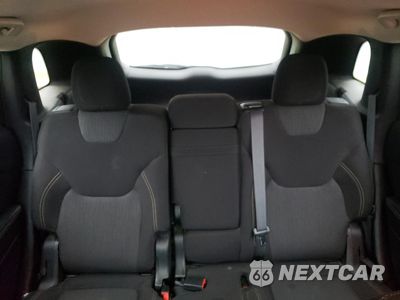 Zdjęcie 10 z 15 samochodu: 2016 JEEP CHEROKEE LATITUDE VIN:1C4PJLCS6GW108429 - miniatura