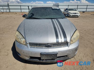 Piąte zdjęcie samochodu w środku: 2006 CHEVROLET MONTE CARLO LT VIN:2G1WM15K269199915 - miniatura