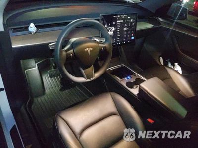 Zdjęcie 8 z 12 samochodu: 2023 TESLA MODEL Y VIN:7SAYGDEE9PF688489 - miniatura