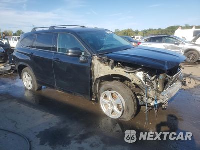 Czwarte zdjęcie samochodu z boku: 2022 TOYOTA HIGHLANDER L VIN:5TDBZRBH1NS572074 - miniatura