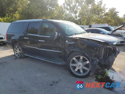 Czwarte zdjęcie samochodu z boku: 2010 CADILLAC ESCALADE ESV LUXURY VIN:1GYUKHEFXAR227839 - miniatura