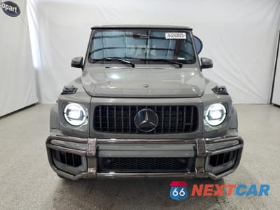 Piąte zdjęcie samochodu w środku: 2025 MERCEDES-BENZ G 63 AMG VIN:W1NWH5ABXSX021229 - miniatura