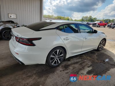 Trzecie zdjęcie samochodu z tyłu: 2021 NISSAN MAXIMA SV VIN:1N4AA6CV9MC510868 - miniatura