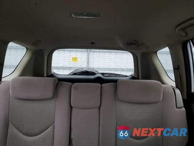 Zdjęcie 10 z 13 samochodu: 2007 TOYOTA RAV4 VIN:JTMBD33V575075215 - miniatura