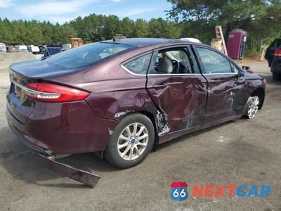 Trzecie zdjęcie samochodu z tyłu: 2017 FORD FUSION S VIN:3FA6P0G76HR404804 - miniatura