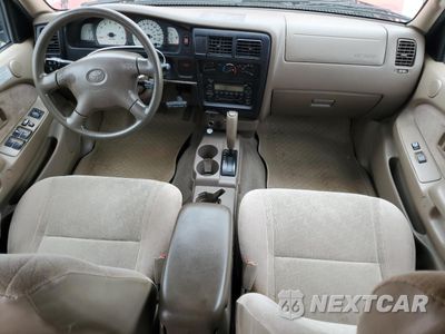 Zdjęcie 8 z 12 samochodu: 2002 TOYOTA TACOMA DOUBLE CAB PRERUNNER VIN:5TEGN92N42Z120044 - miniatura