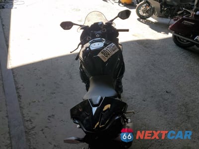 Zdjęcie 6 z 10 samochodu: 2025 BMW S 1000 RR VIN:WB10P2301S6L64332 - miniatura