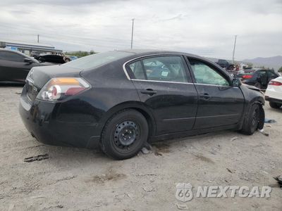 Trzecie zdjęcie samochodu z tyłu: 2011 NISSAN ALTIMA BASE VIN:1N4AL2AP5BN499215 - miniatura