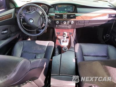 Zdjęcie 8 z 14 samochodu: 2009 BMW 528 I VIN:WBANU53529C119403 - miniatura