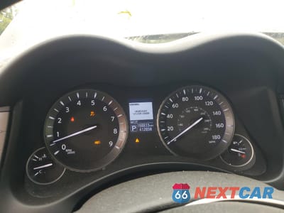 Zdjęcie 9 z 14 samochodu: 2017 INFINITI Q70 3.7 VIN:JN1BY1AP9HM740950 - miniatura
