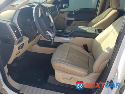 Zdjęcie 7 z 14 samochodu: 2020 FORD F450 SUPER DUTY VIN:1FT8W4DT2LEC91573 - miniatura