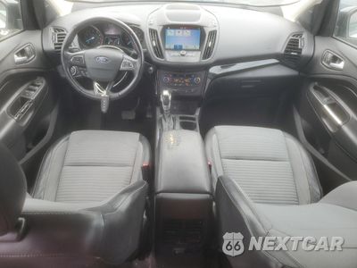 Zdjęcie 8 z 15 samochodu: 2019 FORD ESCAPE SE VIN:1FMCU0GD6KUA35949 - miniatura