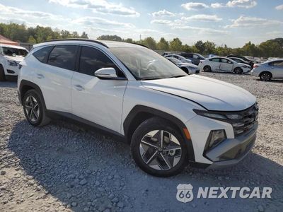 Czwarte zdjęcie samochodu z boku: 2025 HYUNDAI TUCSON SEL VIN:3KMJC3DEXSE022677 - miniatura
