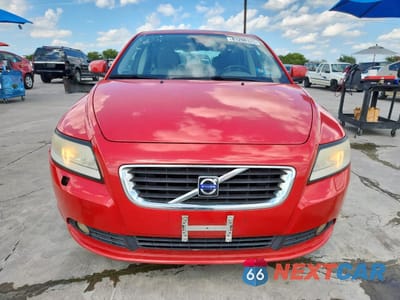 Piąte zdjęcie samochodu w środku: 2010 VOLVO S40 2.4I VIN:YV1390MS3A2492036 - miniatura