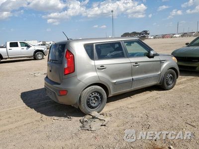 Trzecie zdjęcie samochodu z tyłu: 2013 KIA SOUL VIN:KNDJT2A58D7613191 - miniatura