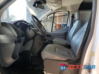 Zdjęcie 10 z 25 samochodu: 2018 FORD TRANSIT T-150 VIN:1FTYE1ZM0JKA16382 - miniatura
