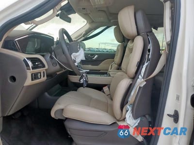 Zdjęcie 7 z 14 samochodu: 2024 LINCOLN NAVIGATOR RESERVE VIN:5LMJJ2LGXREL24295 - miniatura
