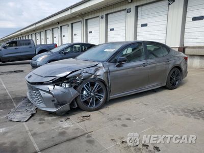 2025 TOYOTA CAMRY XSE 4T1DAACK7SU593400 - główne zdjęcie licytacji z USA - miniatura