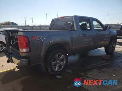 Trzecie zdjęcie samochodu z tyłu: 2013 GMC SIERRA K1500 SLT VIN:3GTP2WE76DG279313 - miniatura