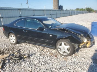 Czwarte zdjęcie samochodu z boku: 1999 MERCEDES-BENZ CLK 430 VIN:WDBLJ70G9XF056265 - miniatura