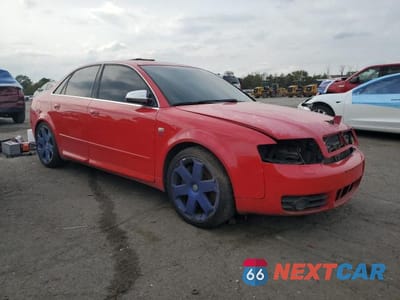 Czwarte zdjęcie samochodu z boku: 2004 AUDI S4 VIN:WAUPL68E94A205600 - miniatura