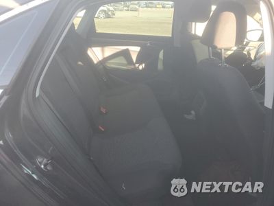 Zdjęcie 10 z 12 samochodu: 2016 VOLKSWAGEN PASSAT S VIN:1VWAT7A31GC054538 - miniatura