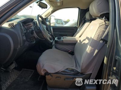 Zdjęcie 7 z 12 samochodu: 2011 CHEVROLET SILVERADO K2500 HEAVY DUTY LT VIN:1GC2KXCG9BZ225214 - miniatura