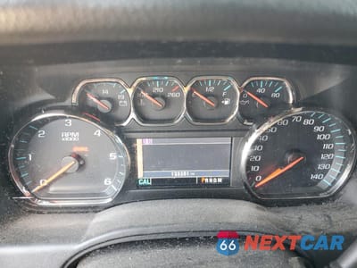 Zdjęcie 9 z 16 samochodu: 2015 CHEVROLET SUBURBAN K1500 LS VIN:1GNSKHKCXFR509193 - miniatura