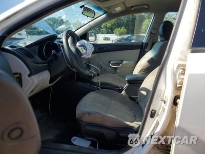 Zdjęcie 7 z 13 samochodu: 2011 KIA FORTE LX VIN:KNAFT4A21B5458335 - miniatura