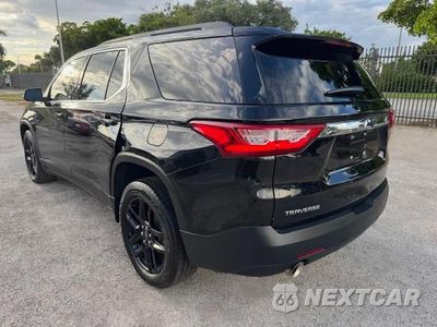 Drugie zdjęcie samochodu z przodu: 2021 CHEVROLET TRAVERSE LT VIN:1GNERGKW7MJ168621 - miniatura