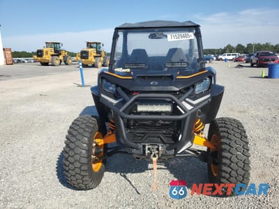 Zdjęcie 9 z 11 samochodu: 2021 CAN-AM COMMANDER XT-P 1000R VIN:3JB1UAX44MK000110 - miniatura